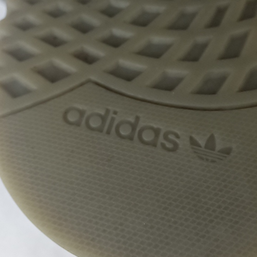Adidas Womens Shoes. - Picture 8 of 11